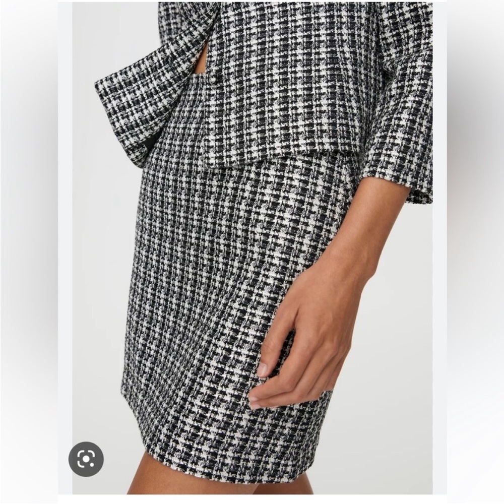 Aritzia Babaton Bryn Tweed Mini Skirt - Picture 10 of 10
